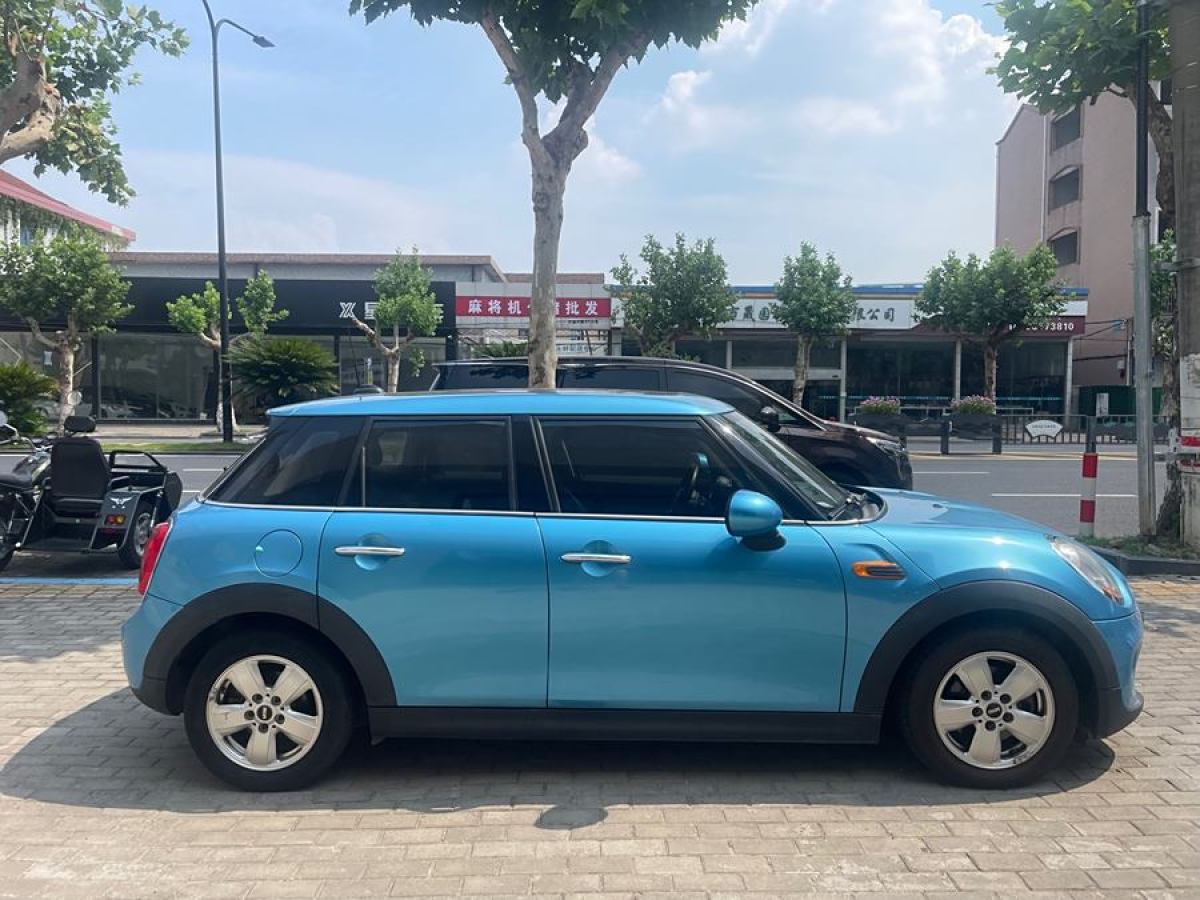 MINI MINI  2015款 1.2T ONE 五門版圖片