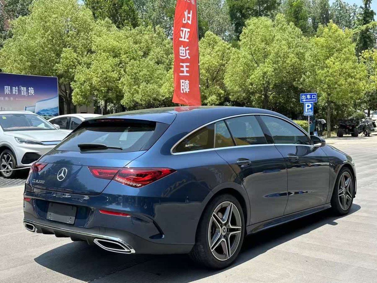 奔馳 奔馳CLA級(jí)  2022款 改款 CLA 200 獵跑車圖片