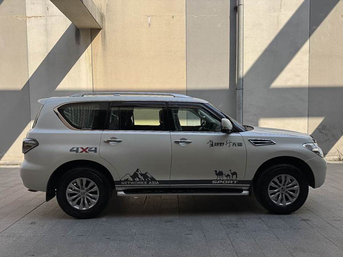 日產(chǎn) 途樂(lè)  2018款 4.0L 領(lǐng)英型圖片