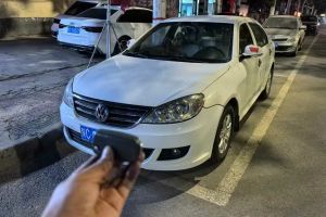 朗逸 大眾 2.0L 手動品悠版
