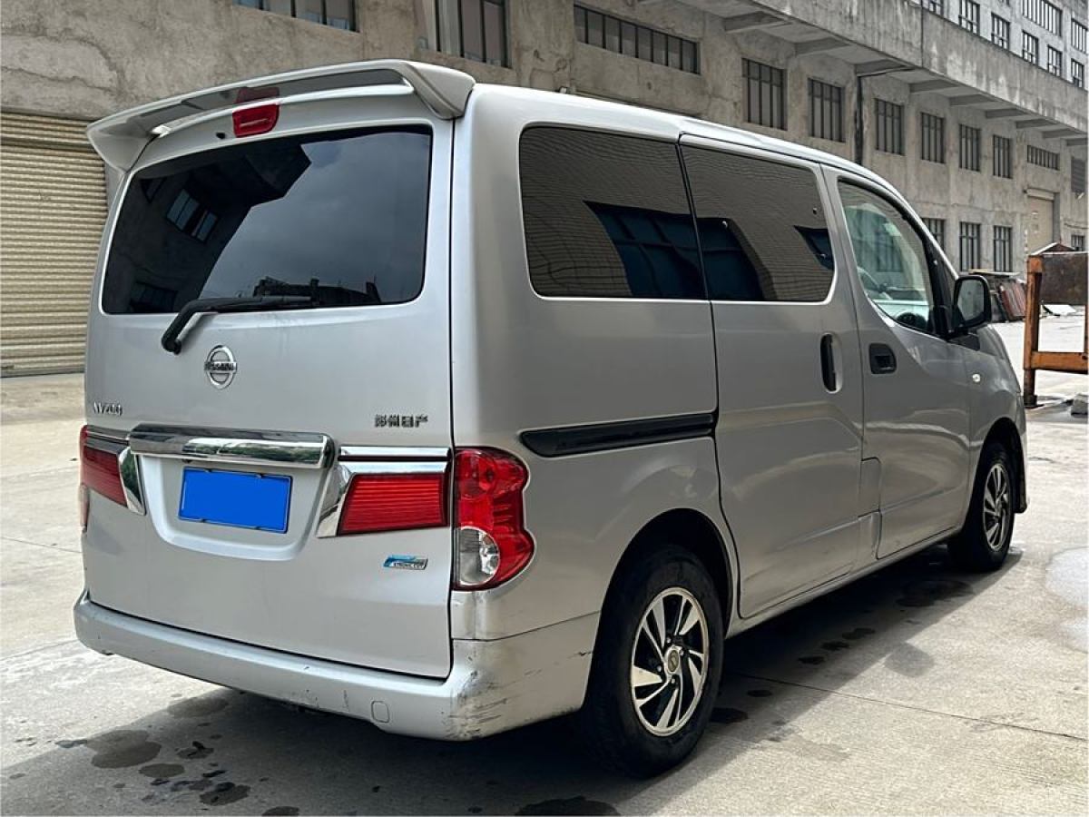 日產(chǎn) NV200  2016款 改款 1.6L CVT豪華型圖片