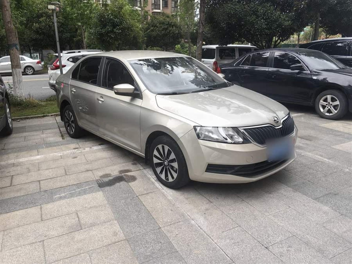 斯柯達(dá) 昕銳  2019款 改款 1.5L 自動(dòng)標(biāo)準(zhǔn)版 國(guó)V圖片