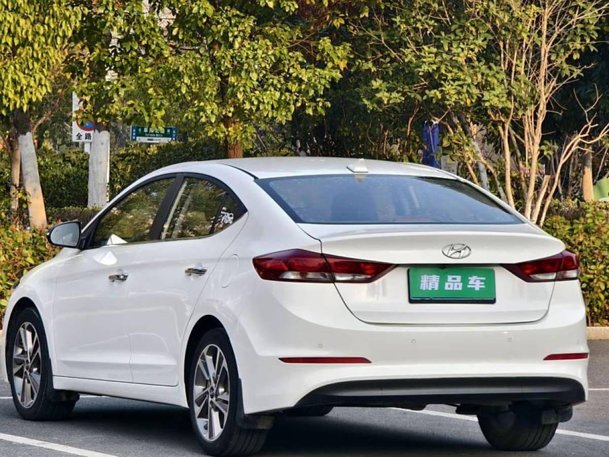 2016年6月現(xiàn)代 領(lǐng)動  2016款 1.6L 自動智炫?豪華型