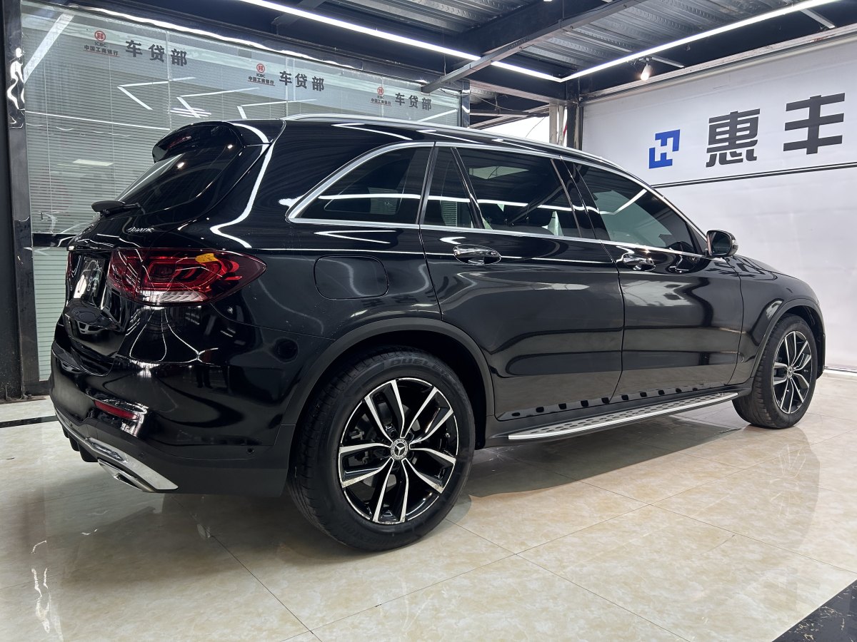 奔馳 奔馳GLC  2018款 改款 GLC 300 4MATIC 動(dòng)感型圖片