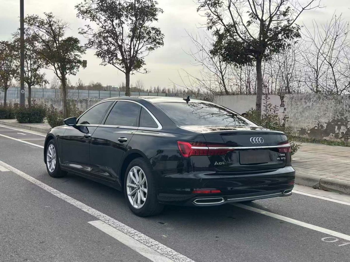 奧迪 奧迪A6L  2020款 40 TFSI 豪華動(dòng)感型圖片