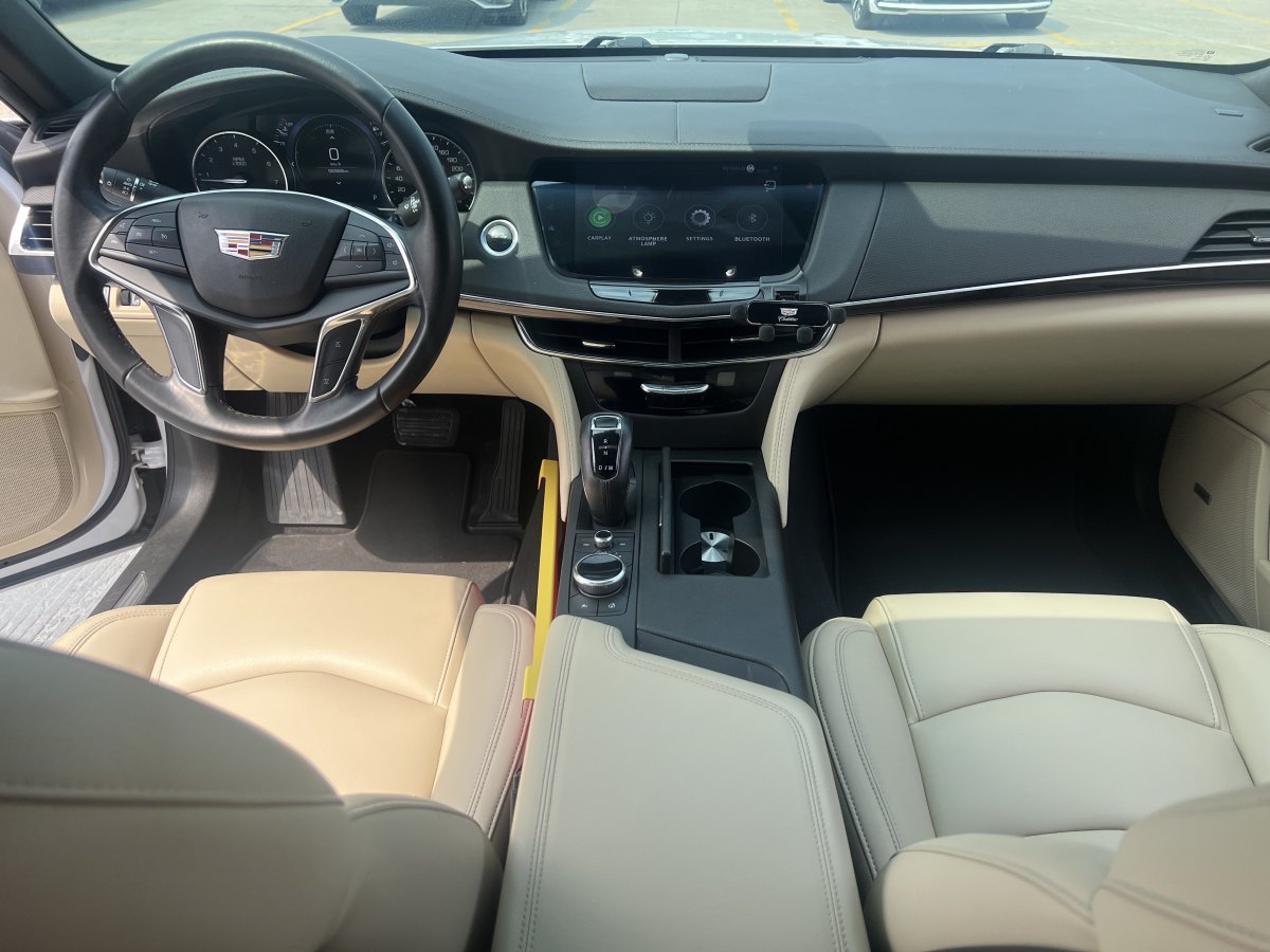 凱迪拉克 CT6  2019款 28T 時(shí)尚型圖片