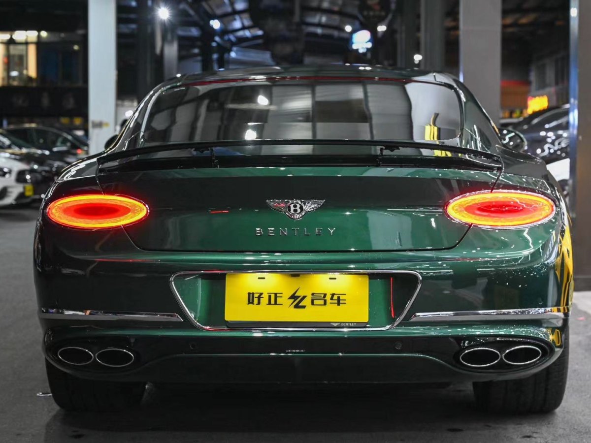 賓利 歐陸  2016款 4.0T GT V8 標(biāo)準(zhǔn)版圖片