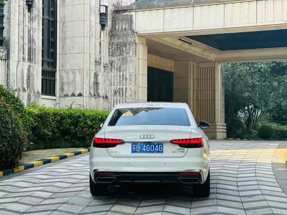 奧迪 奧迪A4L  2023款 35 TFSI 時(shí)尚動(dòng)感型圖片