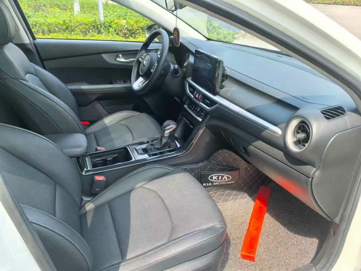 起亞 K3  2021款 1.4T DCT GT-Line奮斗互聯(lián)版圖片