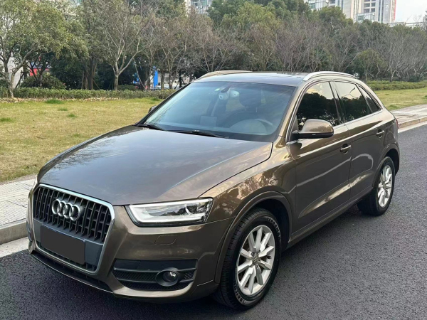 奥迪 奥迪Q3  2013款 35 TFSI 舒适型