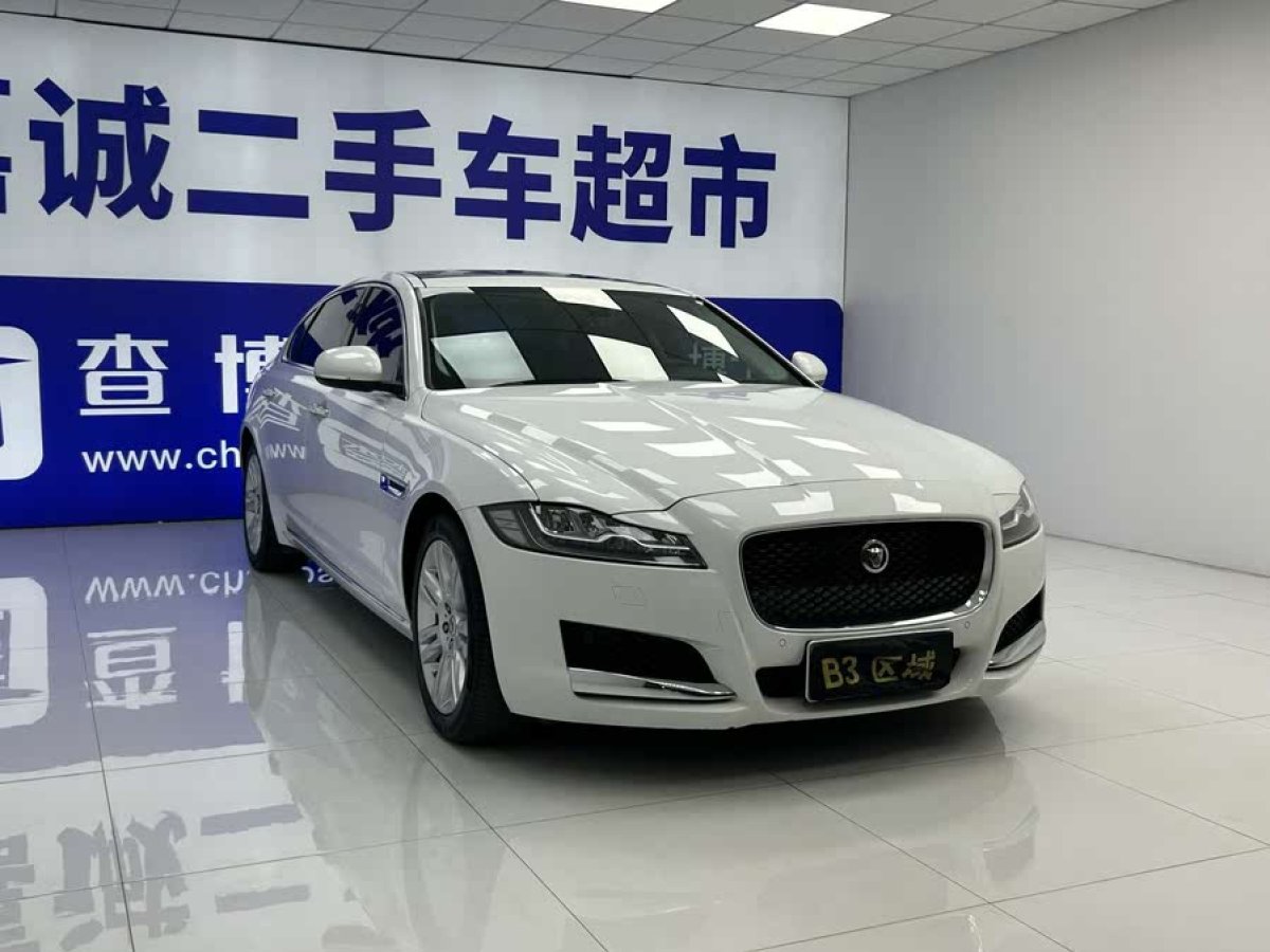 捷豹 XFL  2018款 XFL 2.0T 250PS 尊享版圖片