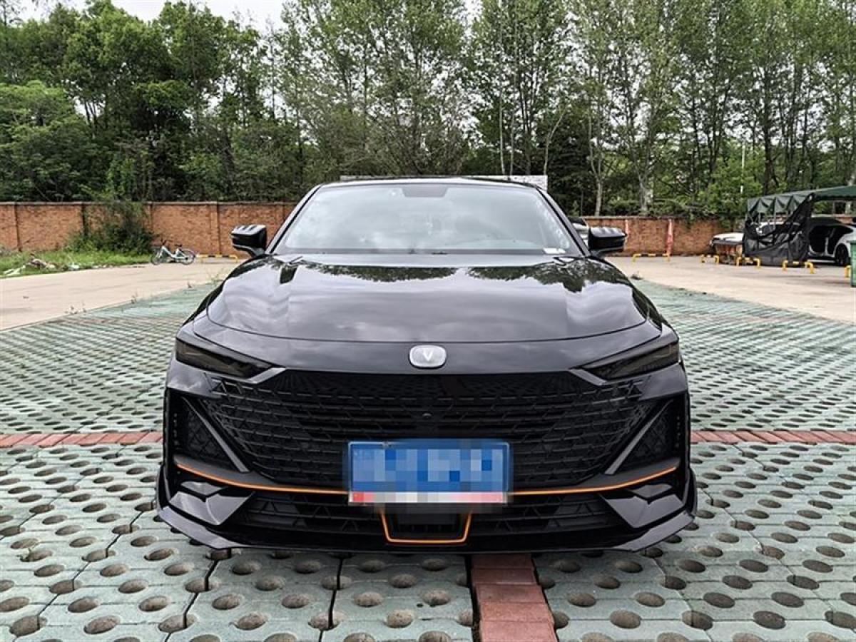 2022年3月長(zhǎng)安 長(zhǎng)安UNI-V  2022款 1.5T 卓越型