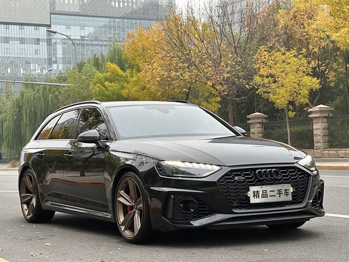 奧迪 奧迪RS 4  2023款 RS4 Avant 暗金版圖片