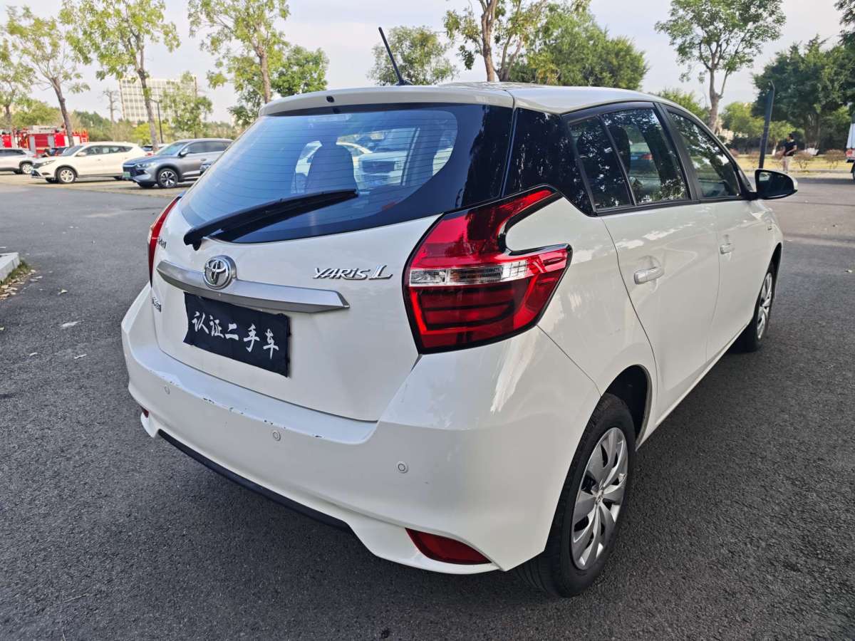 豐田 YARiS L 致炫  2022款 1.5L CVT領(lǐng)先PLUS版圖片