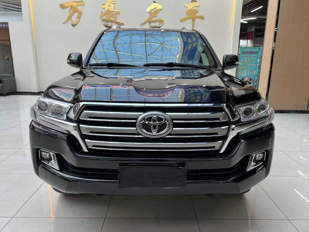 豐田 蘭德酷路澤  2018款 5.7L VX-R 12氣 底升(中東版)圖片