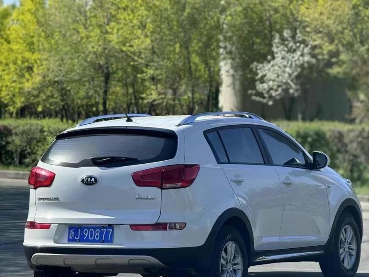 起亞 智跑  2016款 2.0L 自動兩驅(qū)版GL圖片