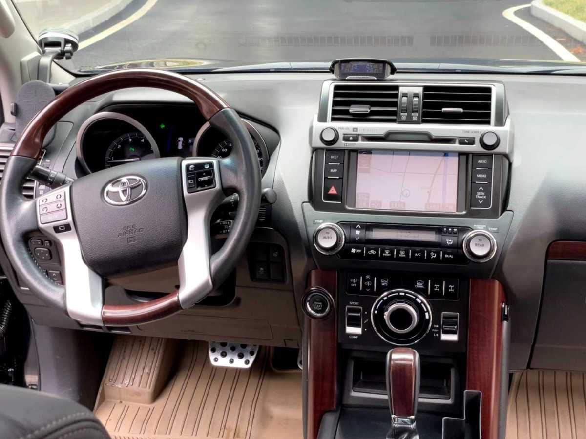 2015年5月丰田 普拉多  2014款 4.0L 自动VX