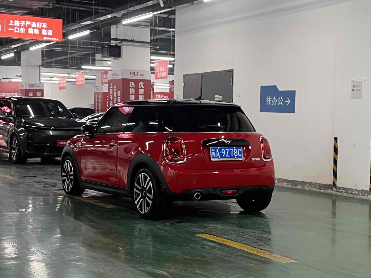 MINI MINI  2019款 1.5T COOPER 藝術(shù)家圖片