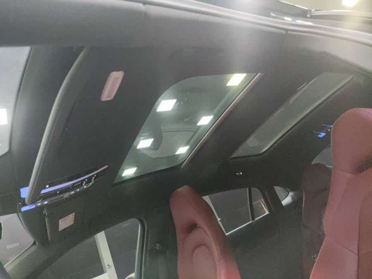 保時(shí)捷 Panamera  2023款 Panamera 行政加長(zhǎng)版 2.9T圖片
