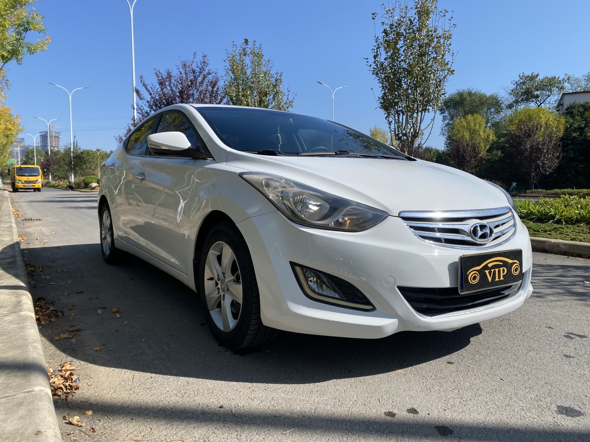 2013年4月現(xiàn)代 朗動  2012款 1.6L 自動領(lǐng)先型