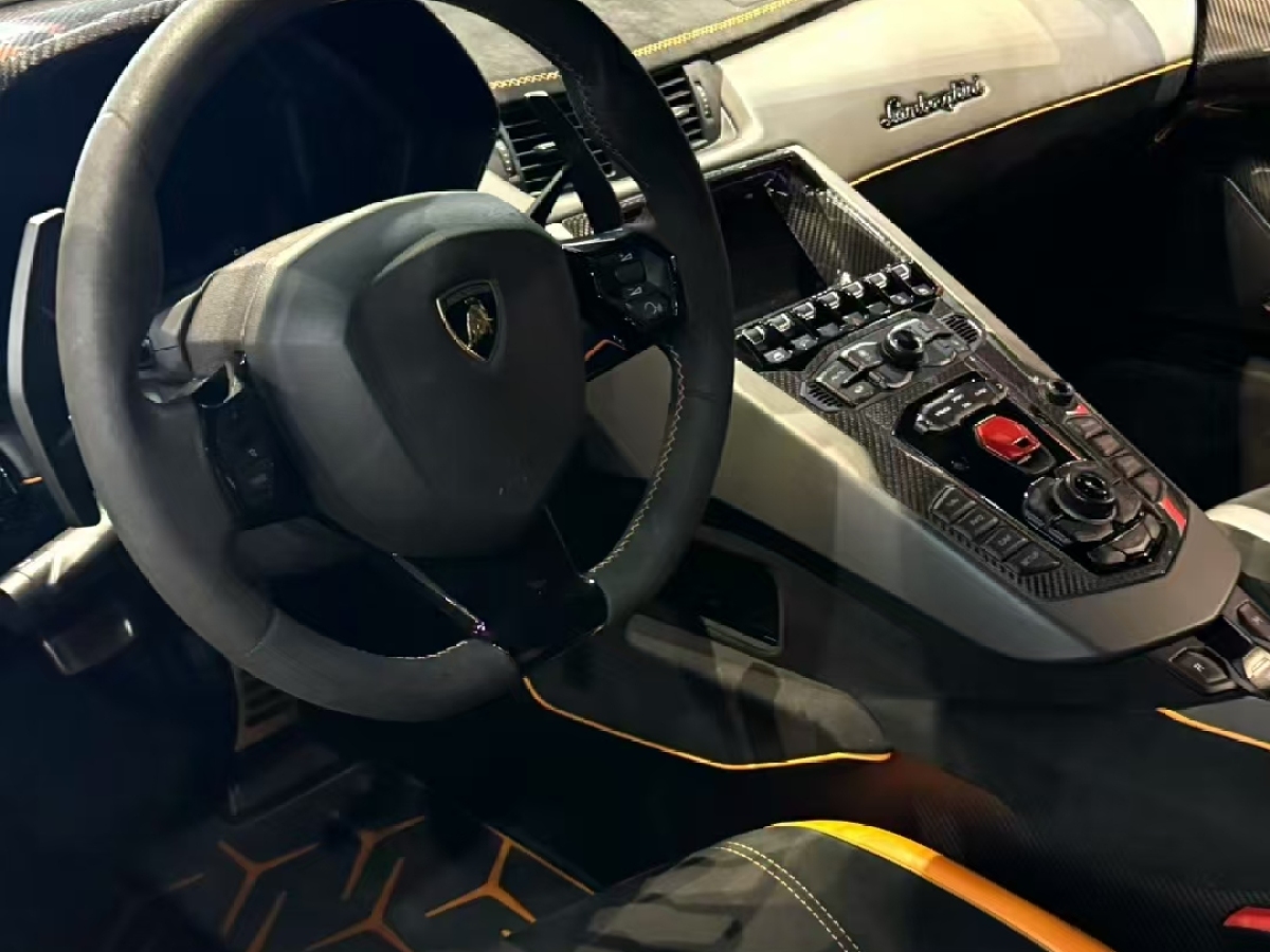 蘭博基尼 Aventador  2019款 Aventador SVJ圖片