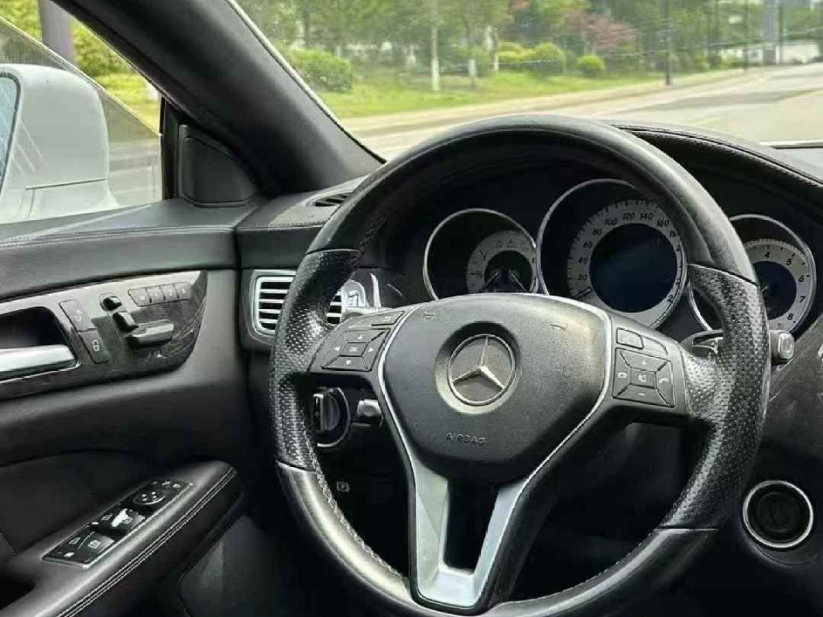 奔馳 奔馳C級(jí)  2014款 C 250圖片