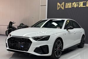 奧迪A4L 奧迪 45 TFSI quattro 臻選動(dòng)感型