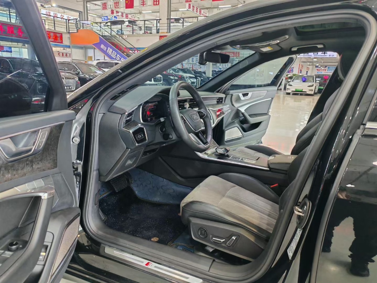 奧迪 奧迪A6L  2023款 45 TFSI 臻選動(dòng)感型圖片
