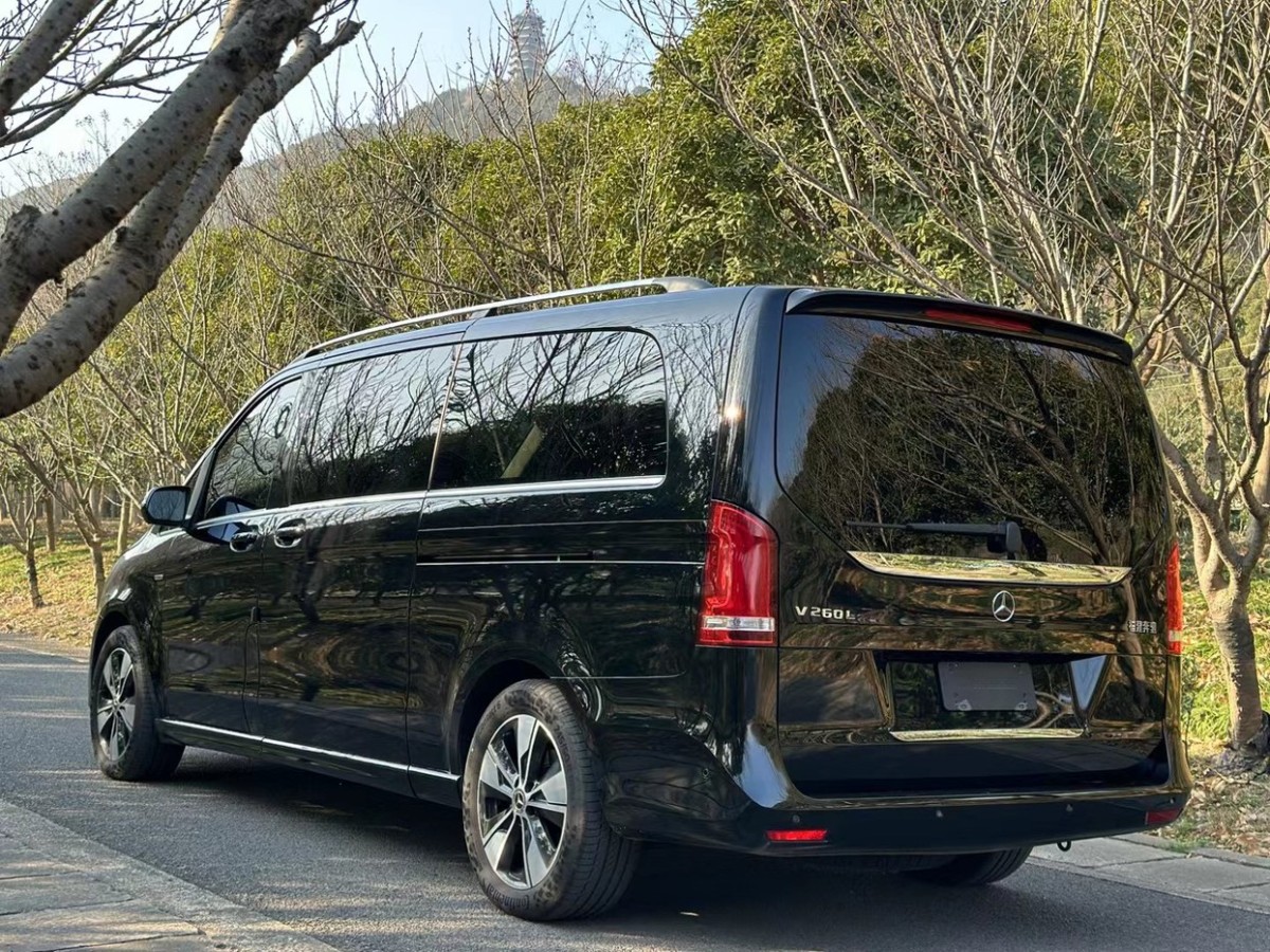 奔馳 V級  2021款 V 260 L 長軸距尊貴版圖片