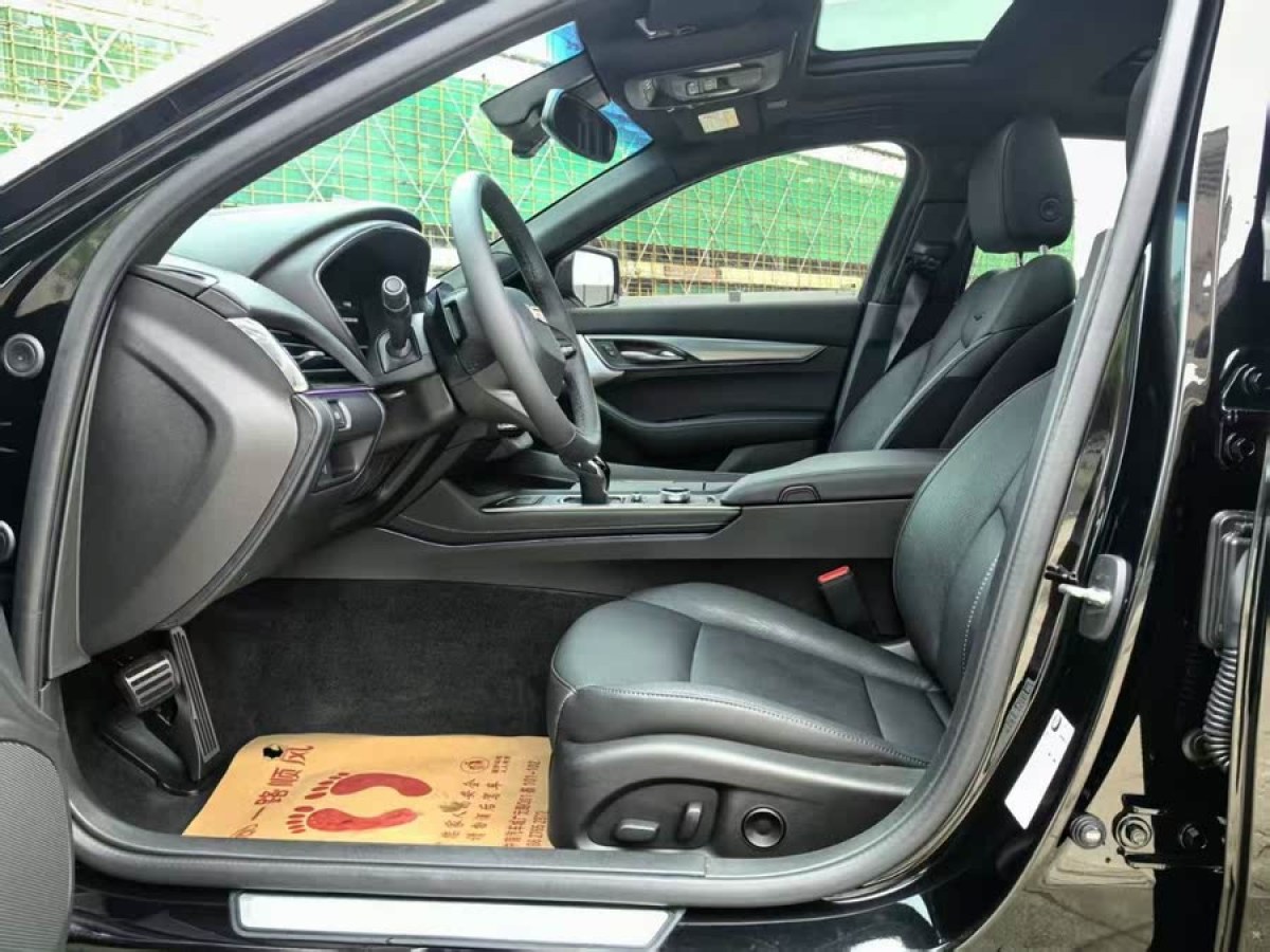 凱迪拉克 CT5  2023款 28T 尊貴型圖片