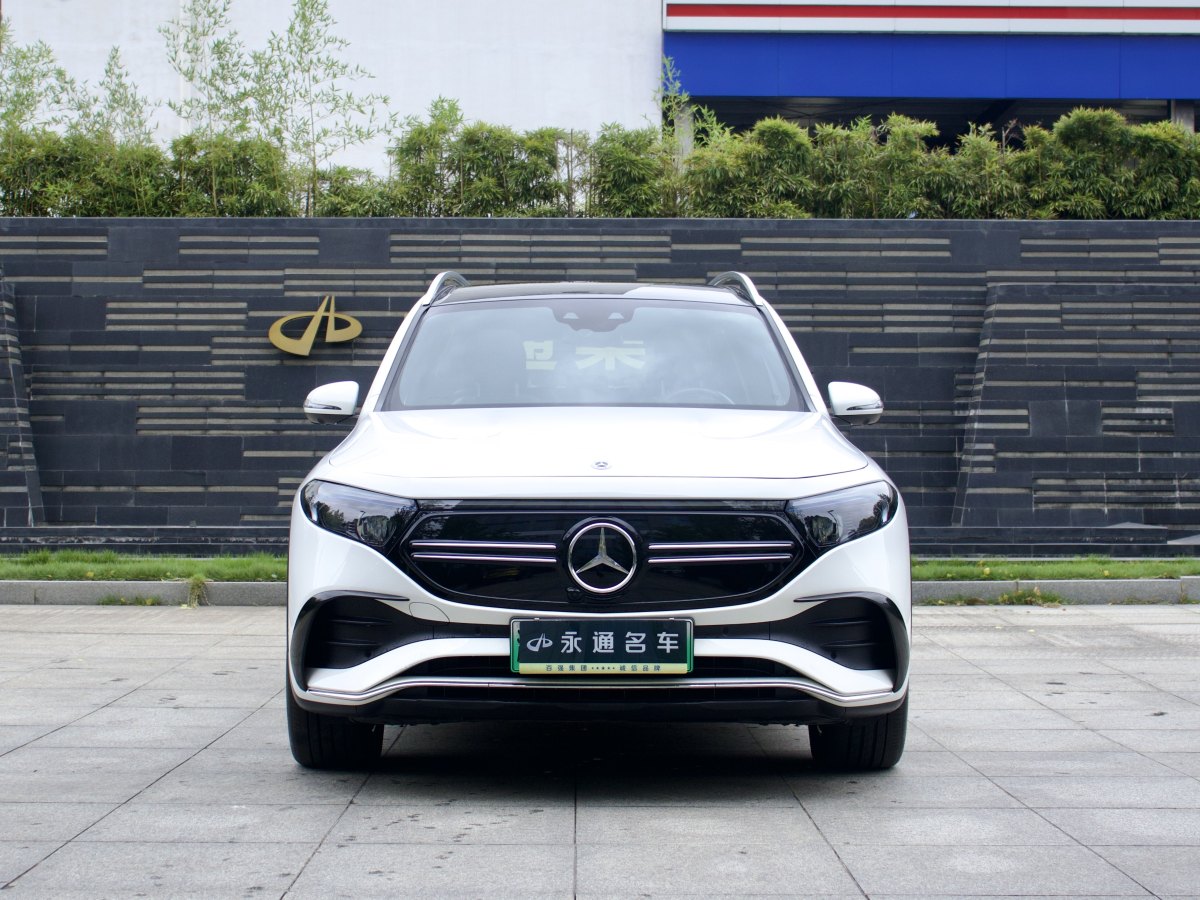 奔馳 奔馳EQB  2022款 EQB 350 4MATIC 首發(fā)特別版圖片