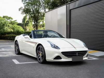 2016年2月 法拉利 GTC4Lusso 6.3L V12圖片