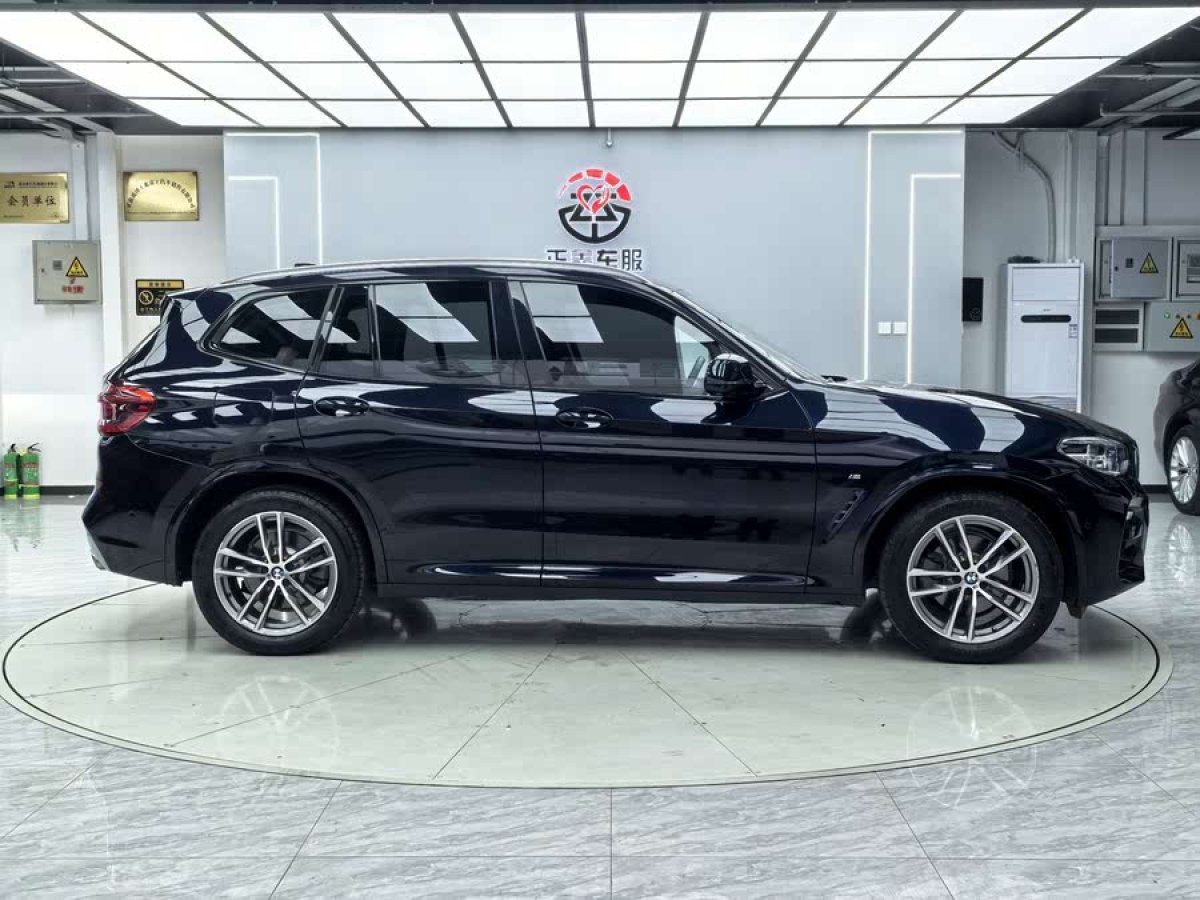 寶馬 寶馬X3  2018款 xDrive28i 豪華套裝 國(guó)VI圖片