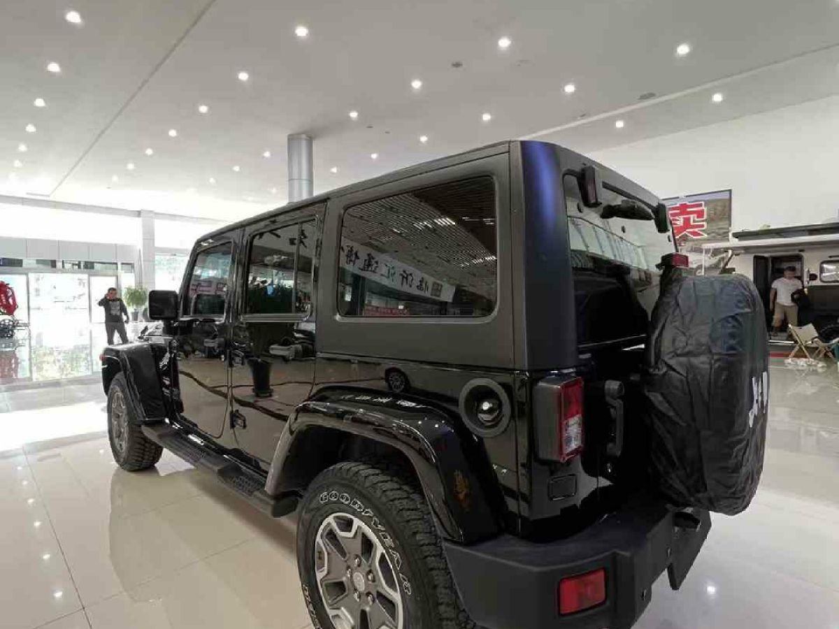 Jeep 牧馬人  2013款 3.6L Rubicon 兩門版圖片