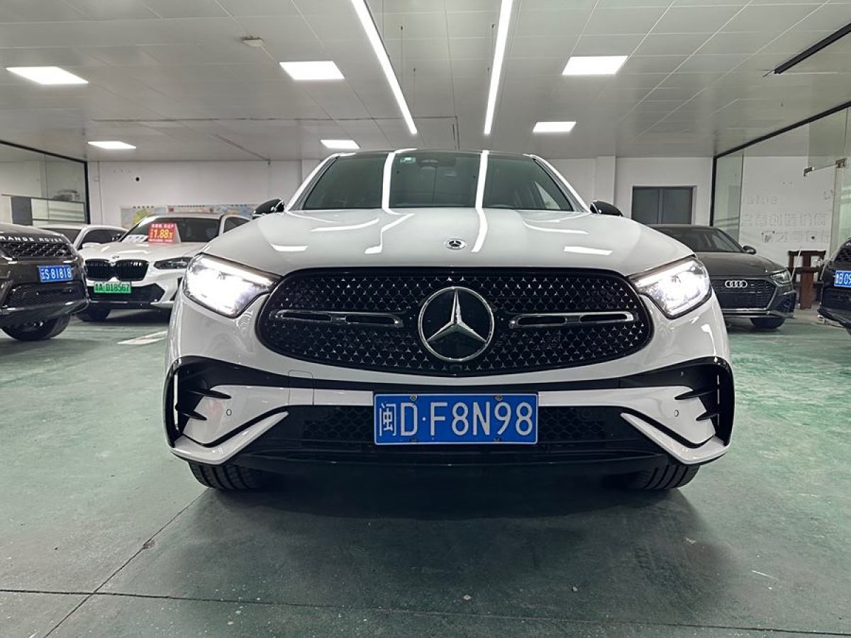 奔馳 奔馳GLC  2024款 GLC 300 4MATIC 轎跑SUV圖片