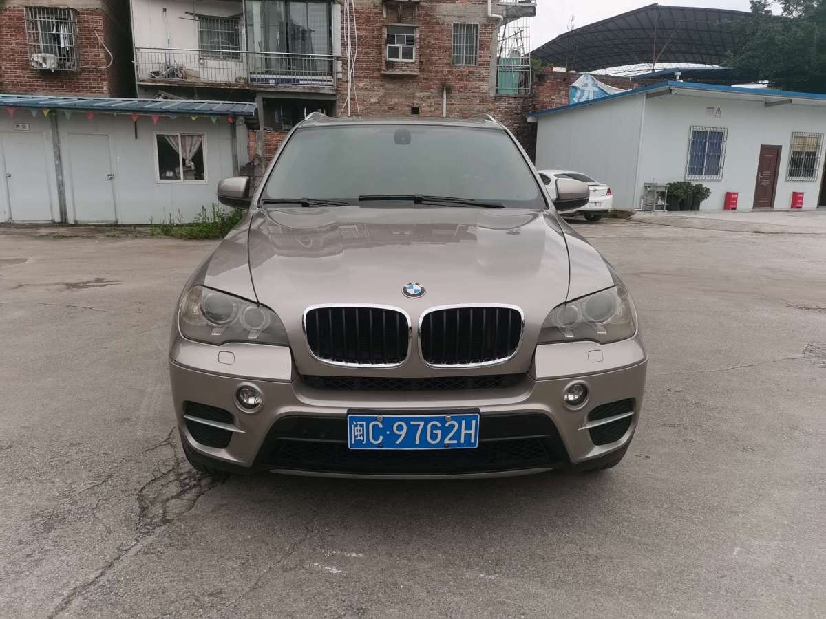 寶馬 寶馬X5  2011款 xDrive35i 領(lǐng)先型圖片