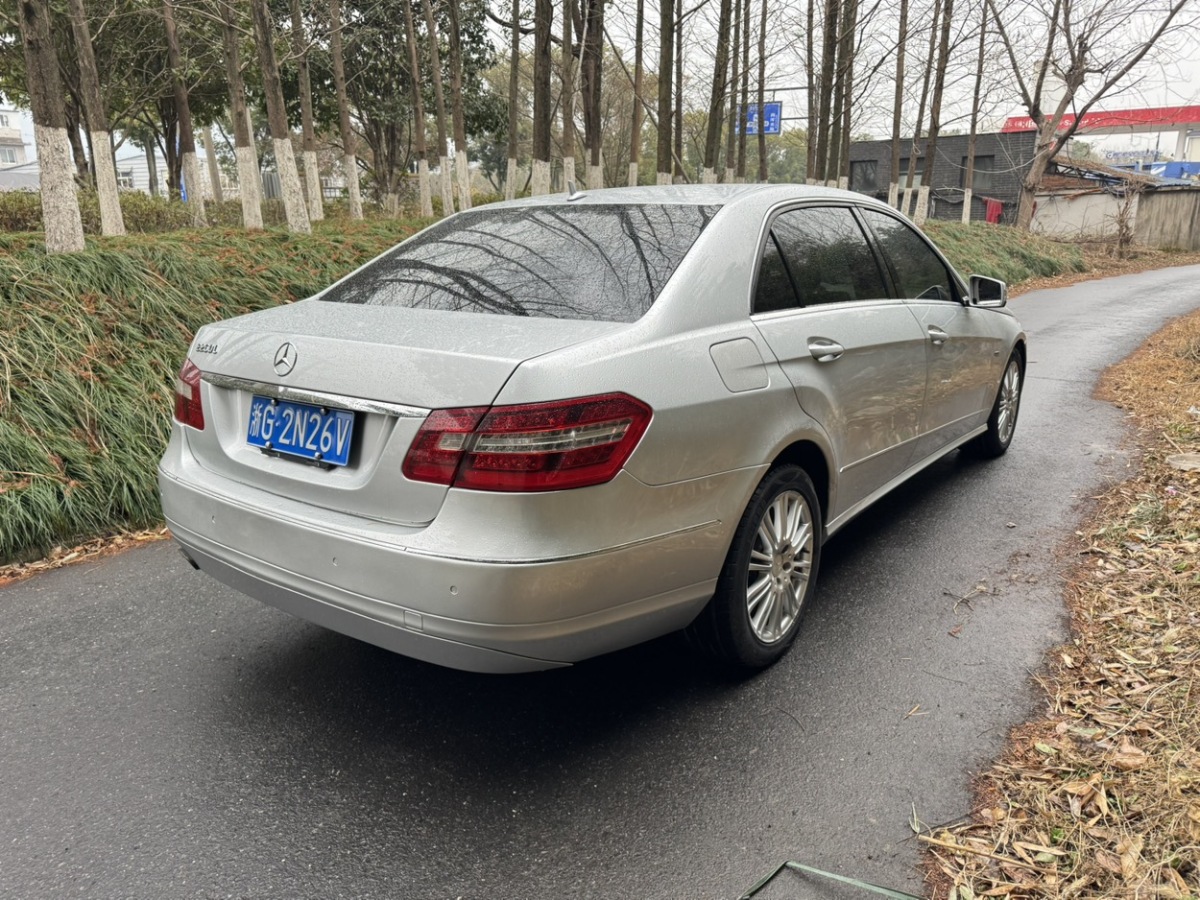 奔馳 奔馳E級(jí)  2011款 E 200 L CGI優(yōu)雅型圖片