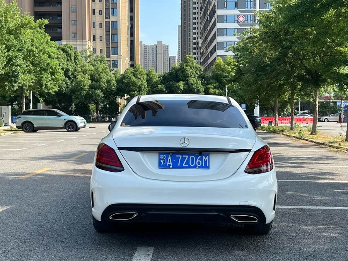 奔馳 奔馳C級(jí)  2019款 改款 C 260 L 運(yùn)動(dòng)版圖片