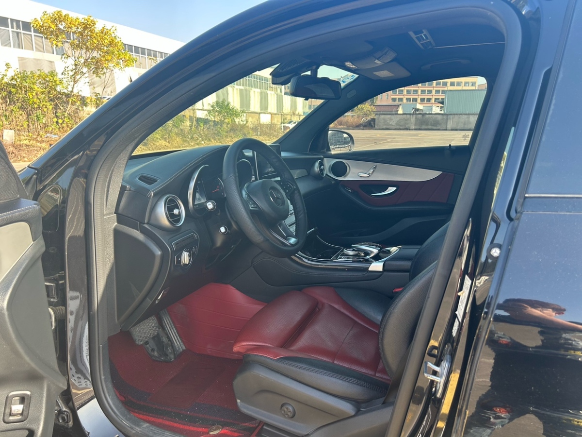 奔驰 奔驰GLC  2019款 改款 GLC 200 4MATIC图片