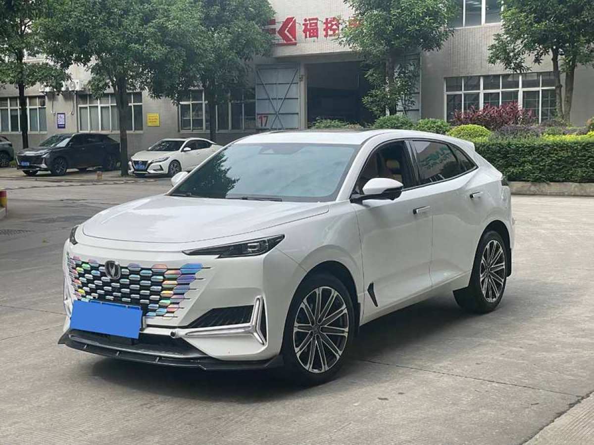 長安 長安UNI-K  2021款 2.0T 尊貴型圖片