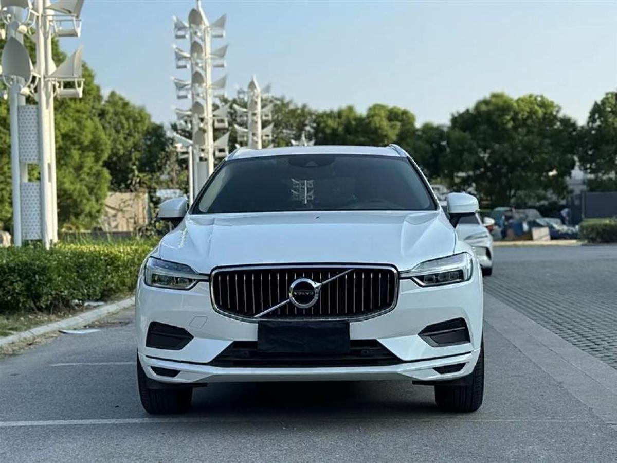 2019年5月沃爾沃 XC60  2019款  T5 四驅(qū)智逸版 國VI