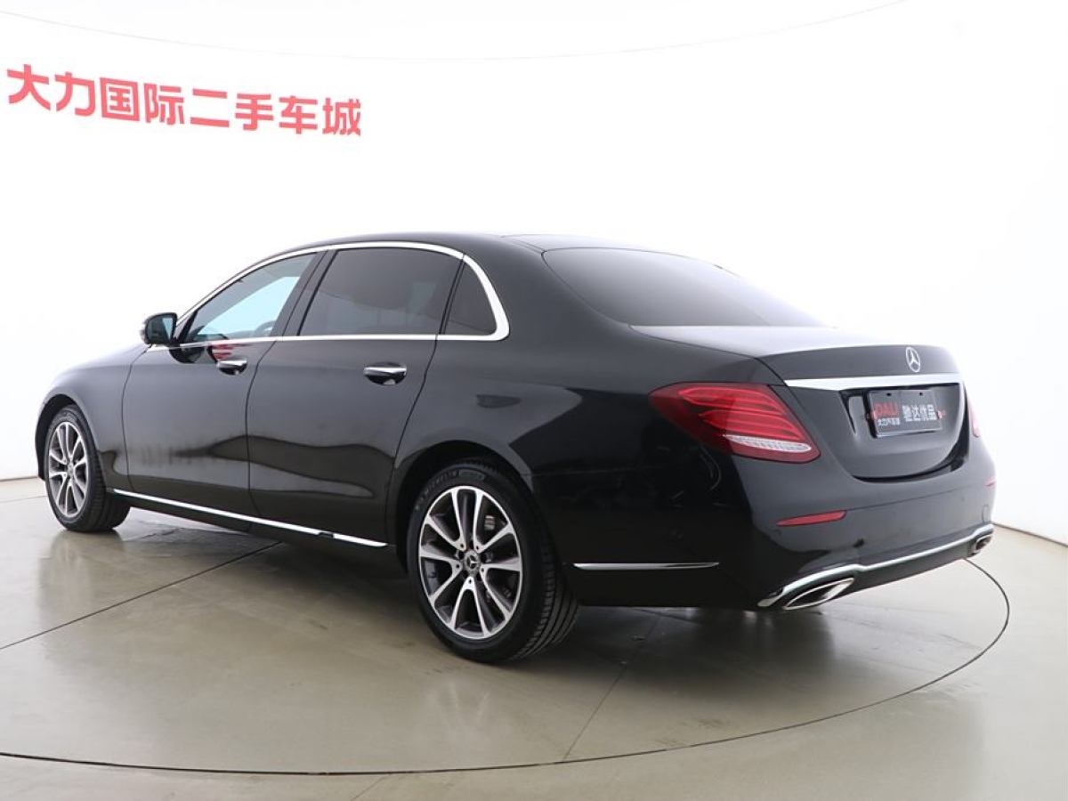 奔馳 奔馳E級(jí)  2019款 改款 E 300 L 時(shí)尚型圖片