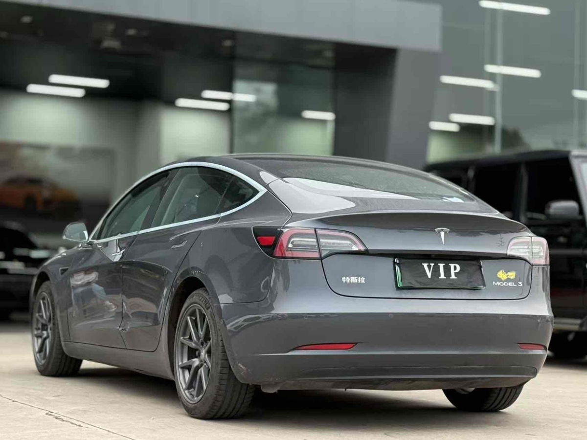 特斯拉 Model 3  2020款 標準續(xù)航后驅升級版圖片