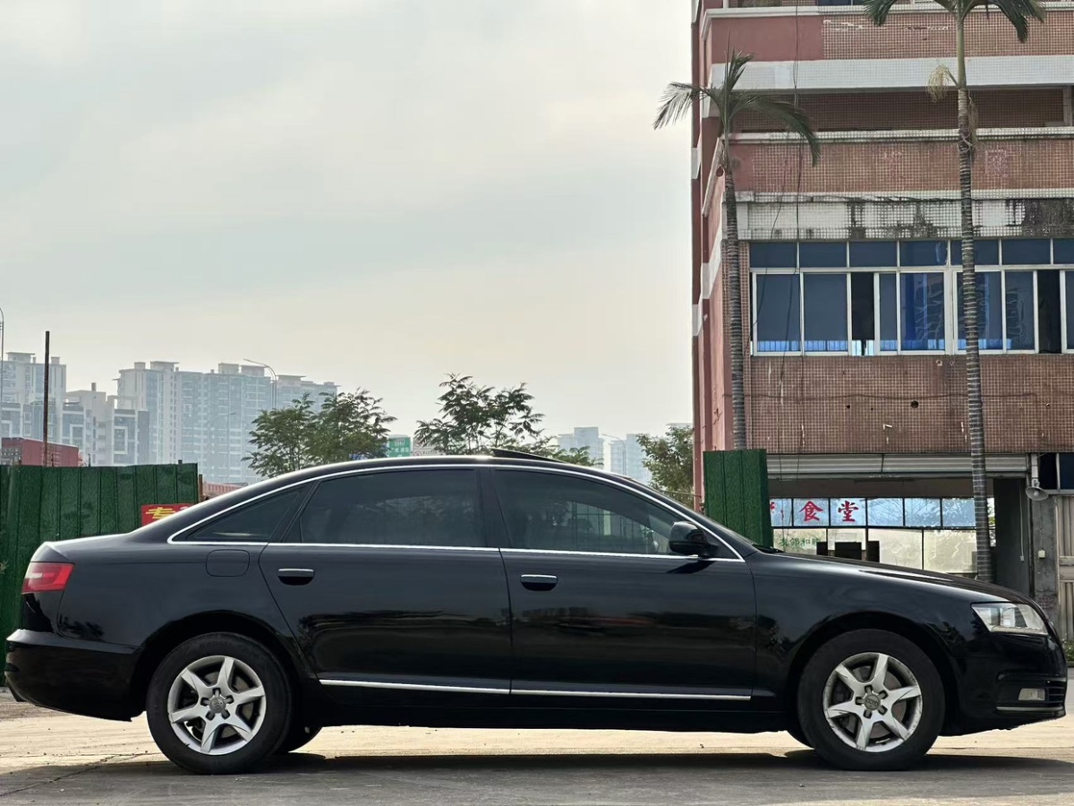 奧迪 奧迪A6L  2011款 2.0 TFSI 自動(dòng)標(biāo)準(zhǔn)型圖片