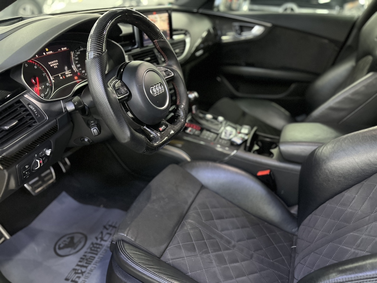 2015年8月奥迪 奥迪RS 7  2014款 RS 7 4.0T Sportback