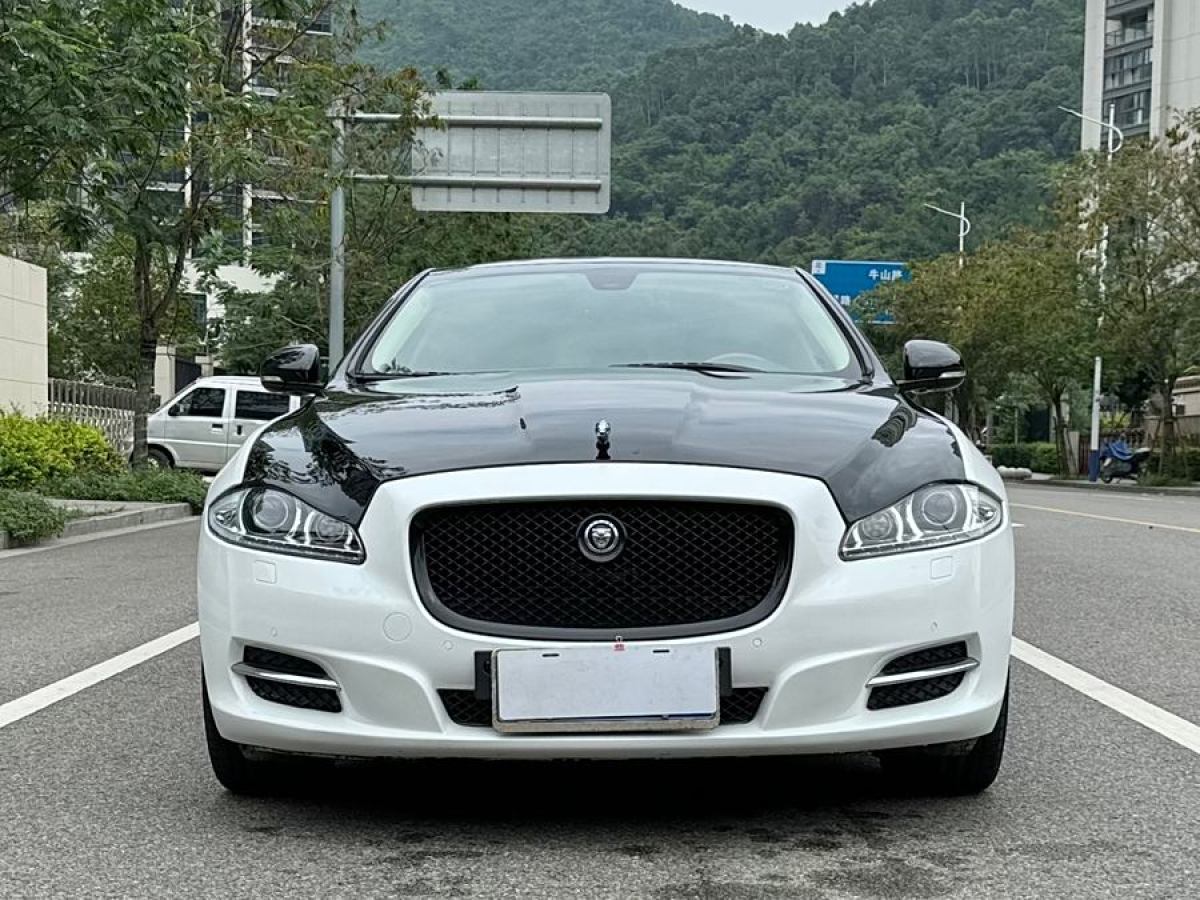 2012年12月捷豹 XJ  2012款 XJL 3.0 全景商務(wù)版