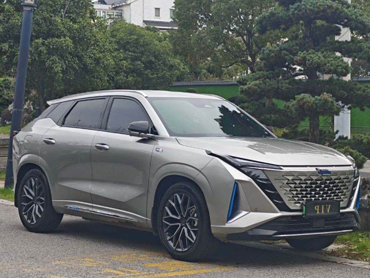 長(zhǎng)安歐尚 長(zhǎng)安歐尚Z6新能源  2023款 智電iDD 150KM旗艦型圖片