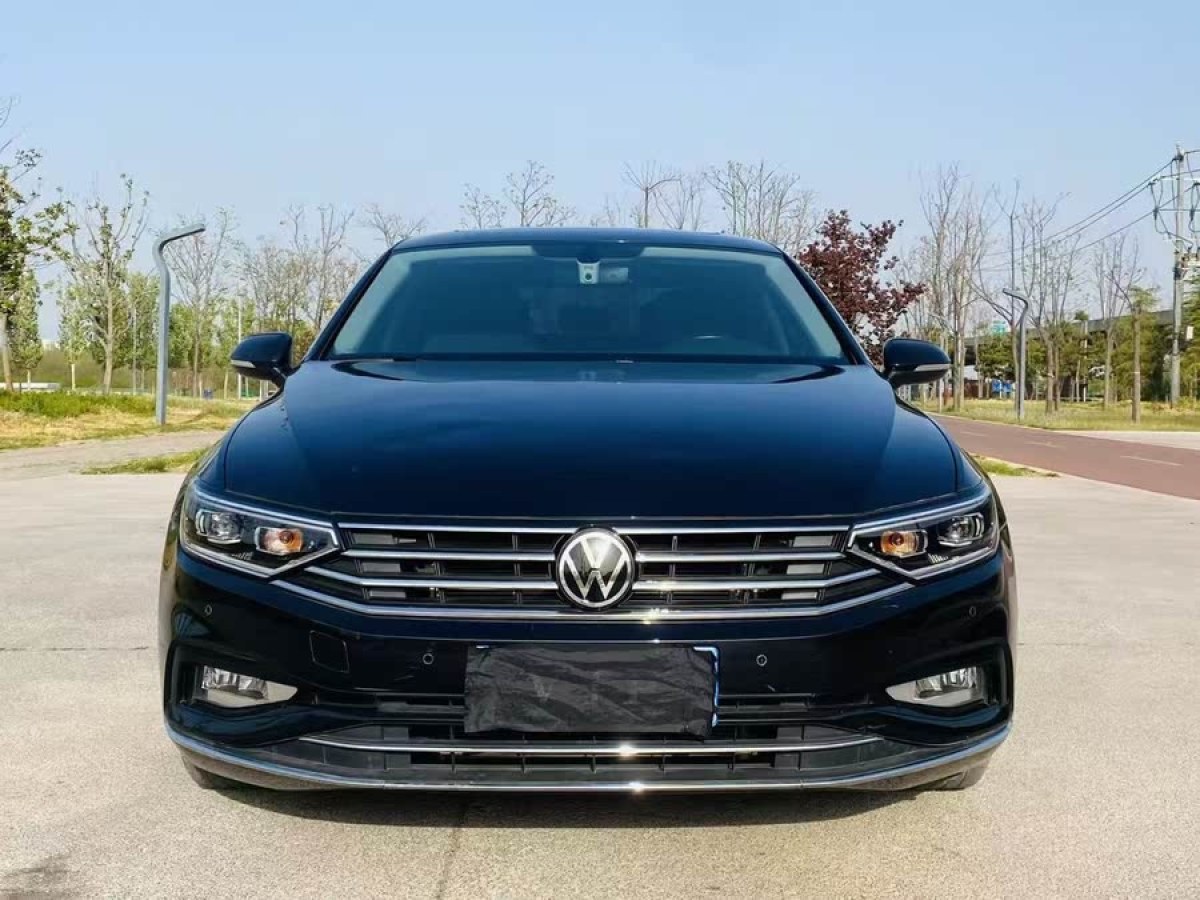大眾 邁騰  2020款 330TSI DSG 領(lǐng)先型圖片