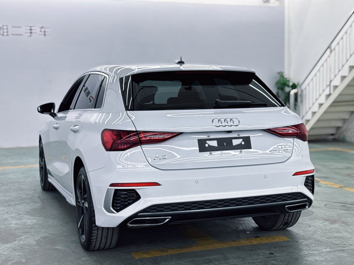 奧迪 奧迪A3  2023款 Sportback 35 TFSI 時(shí)尚運(yùn)動(dòng)型圖片