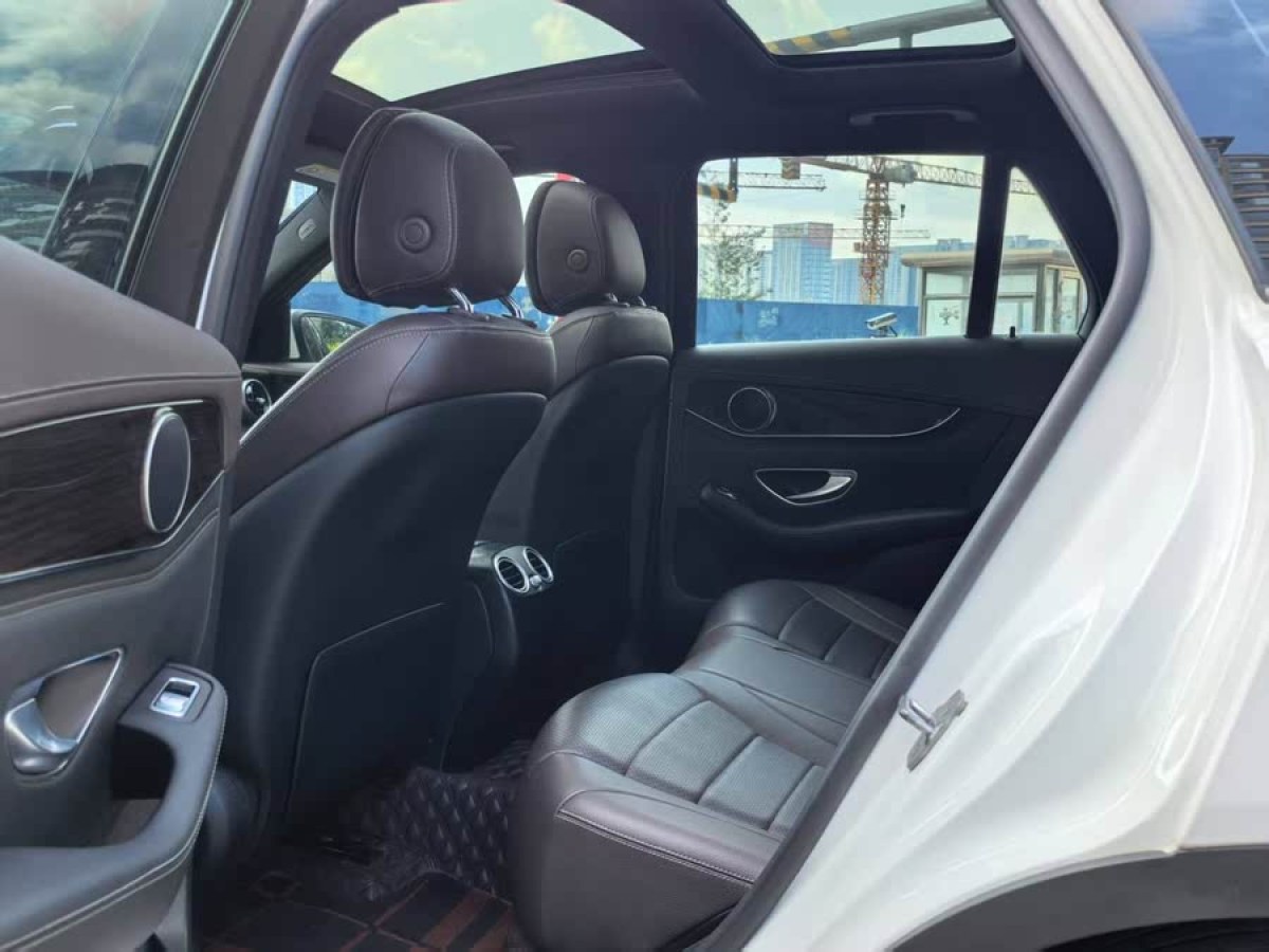 奔馳 奔馳GLC  2018款 改款 GLC 260 4MATIC 豪華型圖片
